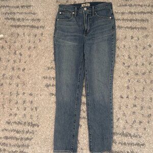 Madewell perfect vintage straight jeans size 25